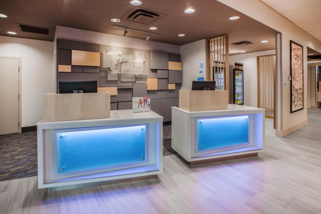 Holiday Inn Express - Blair By Ihg 外观 照片