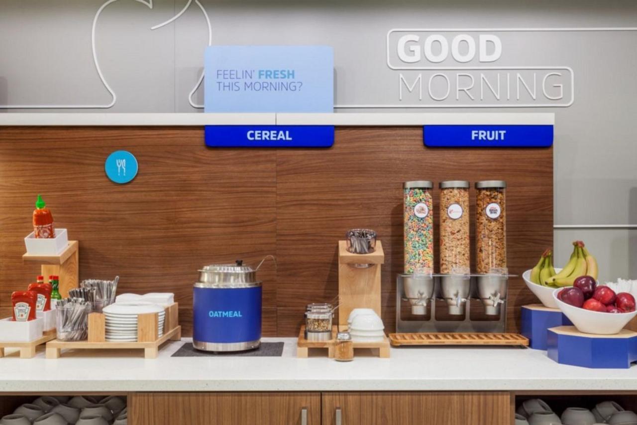 Holiday Inn Express - Blair By Ihg 外观 照片